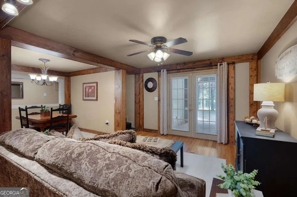 2064 Knight RD Ellijay, GA 30540