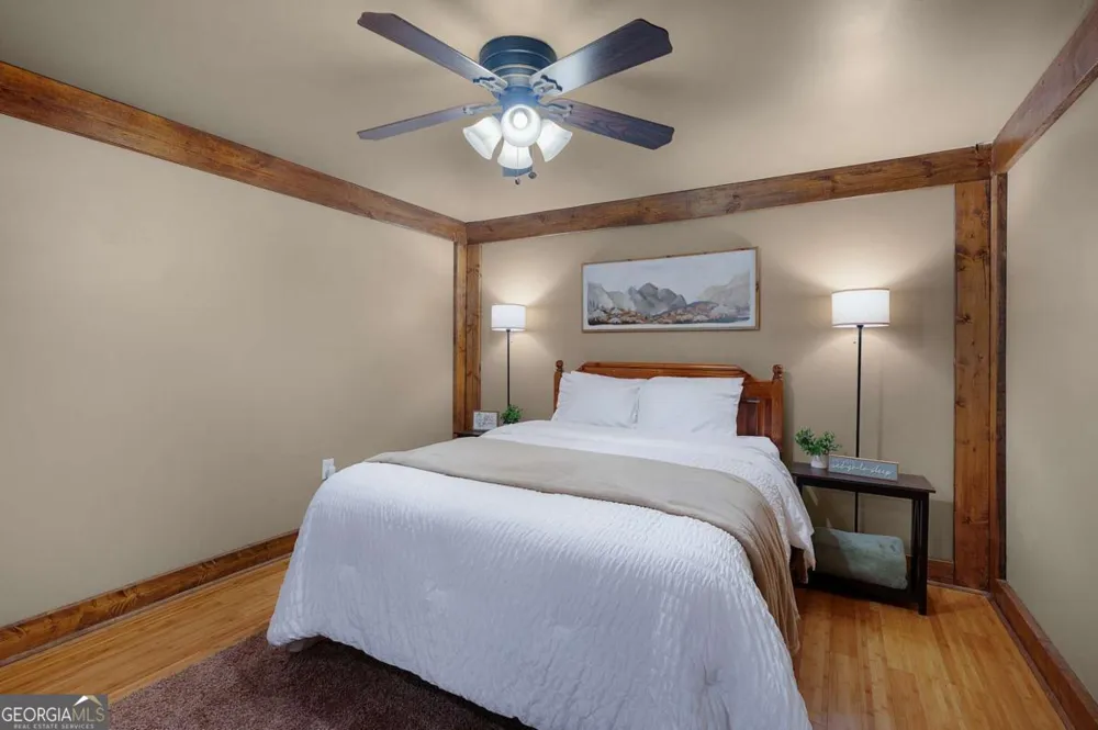 2064 Knight RD Ellijay, GA 30540