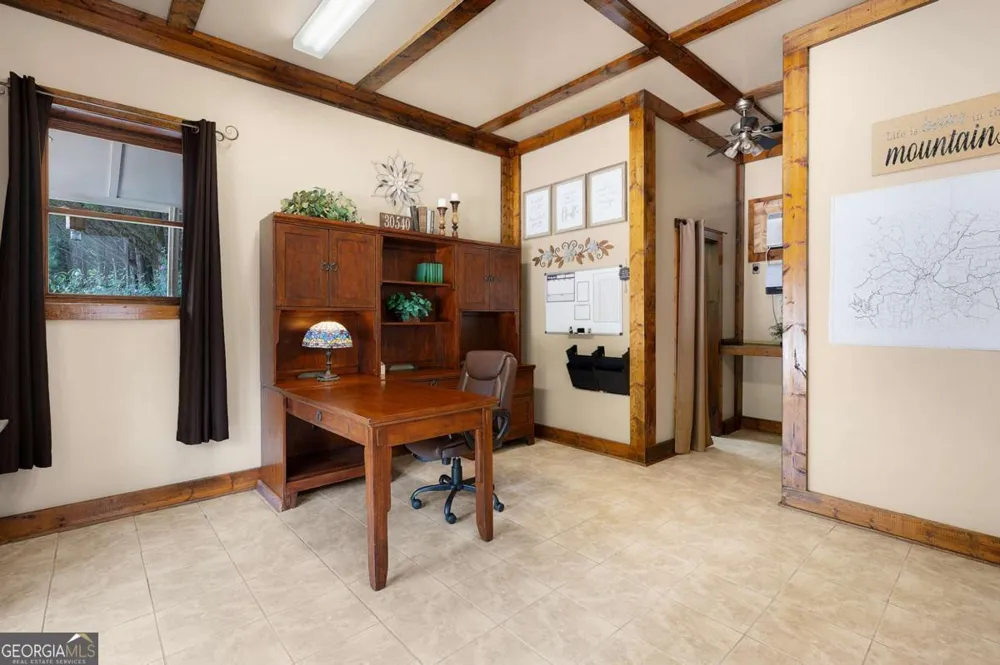 2064 Knight RD Ellijay, GA 30540