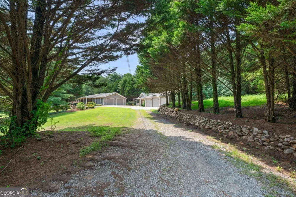 2064 Knight RD Ellijay, GA 30540