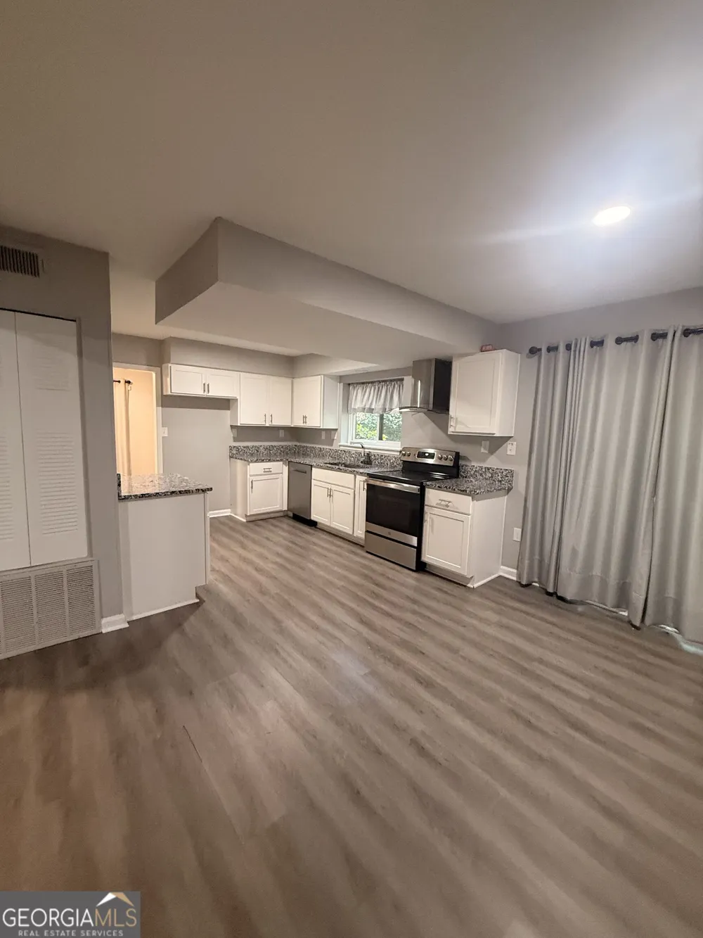 6340 Brandywine TRL Peachtree Corners, GA 30092