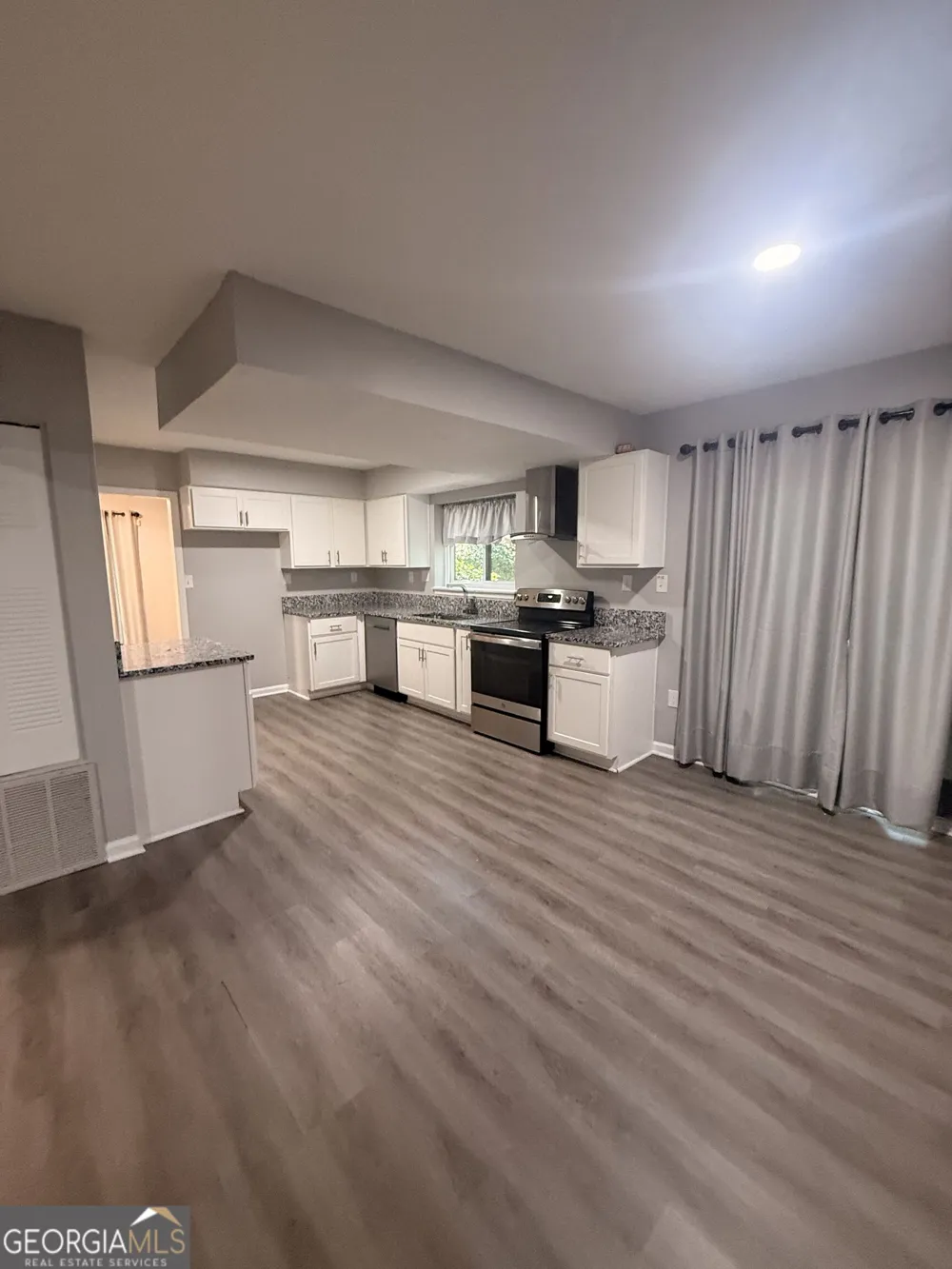6340 Brandywine TRL Peachtree Corners, GA 30092