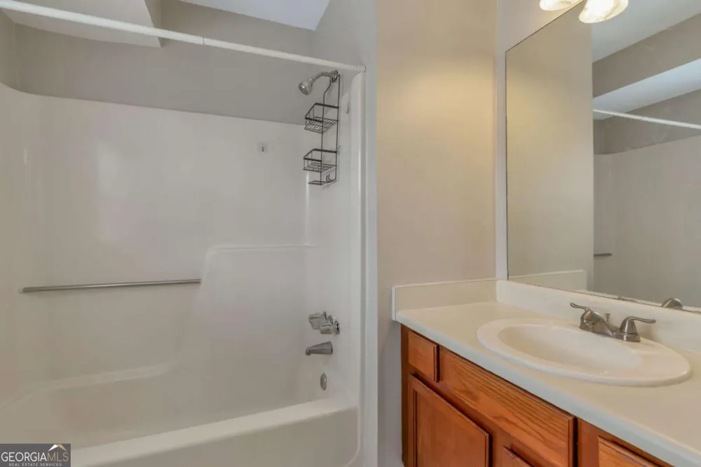 136 Old Ferry WAY Roswell, GA 30076