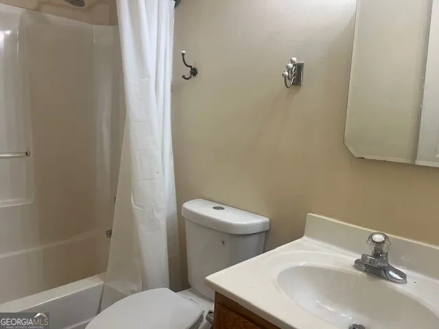2853 Avalon Meadows CT Lawrenceville, GA 30044
