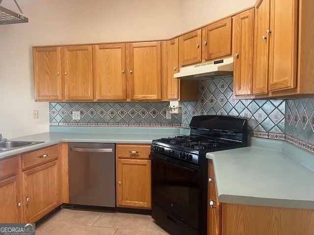 2853 Avalon Meadows CT Lawrenceville, GA 30044