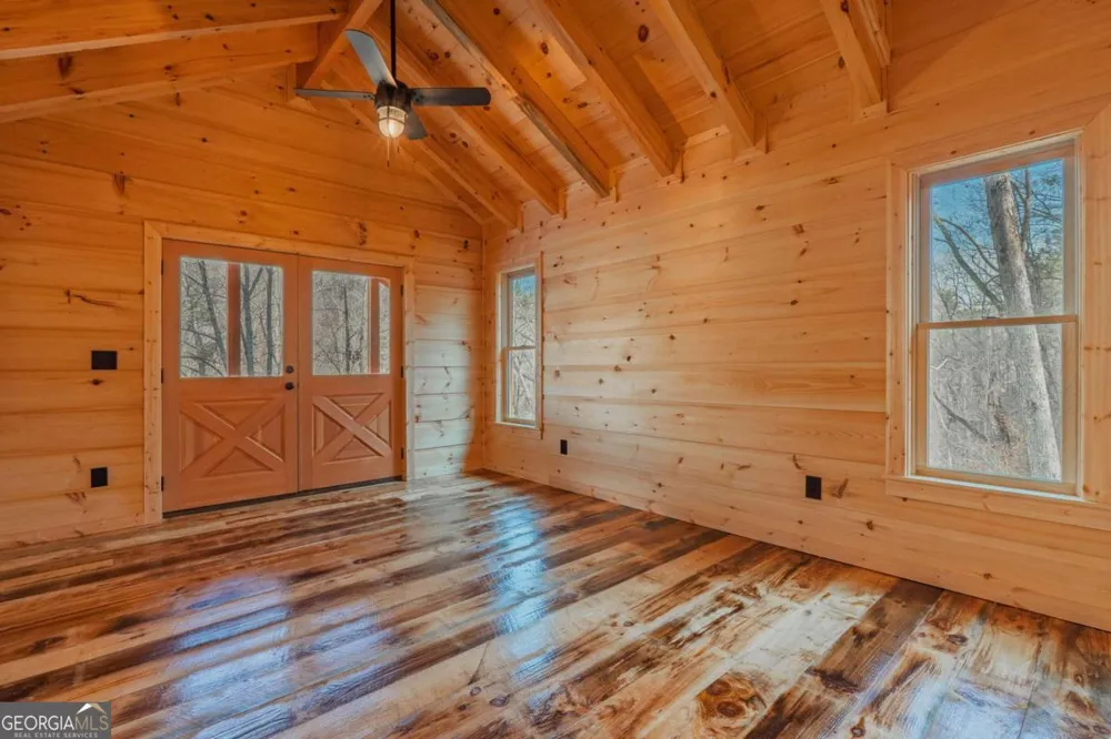 138 Rhondas WAY Ellijay, GA 30540