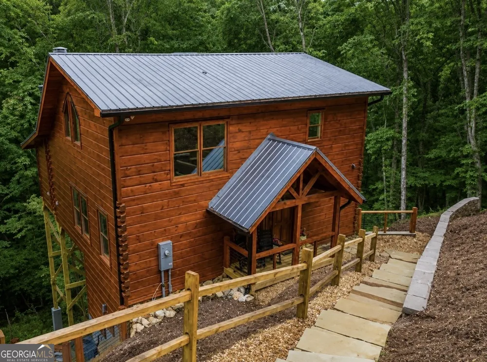 138 Rhondas WAY Ellijay, GA 30540