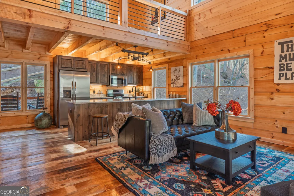 138 Rhondas WAY Ellijay, GA 30540