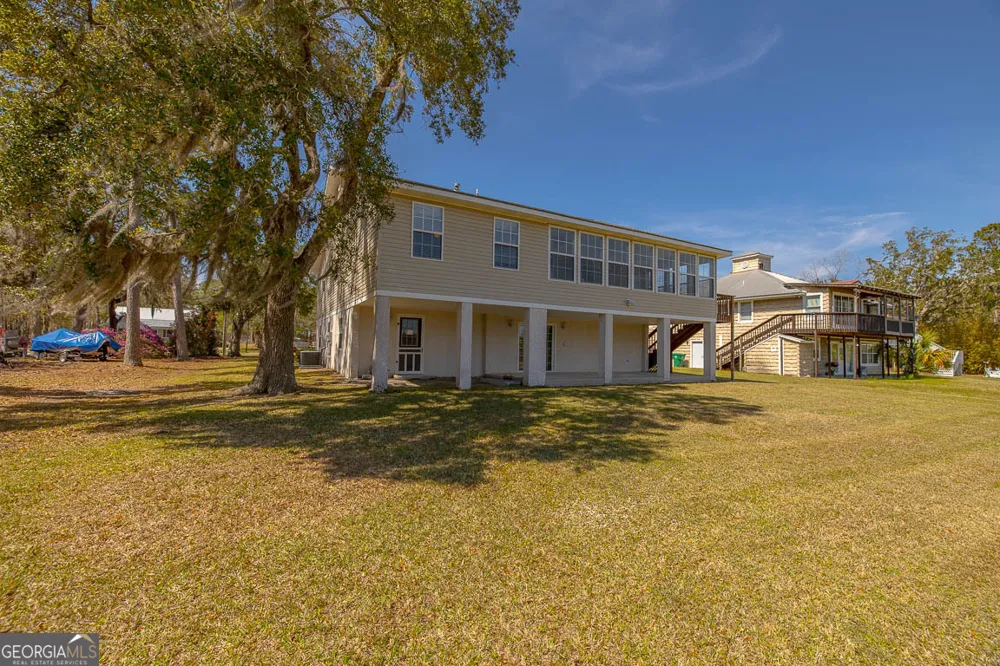 1056 Fiddler TRCE NE Townsend, GA 31331