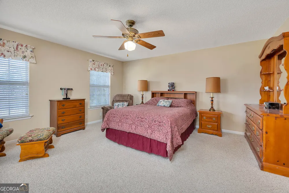 1056 Fiddler TRCE NE Townsend, GA 31331
