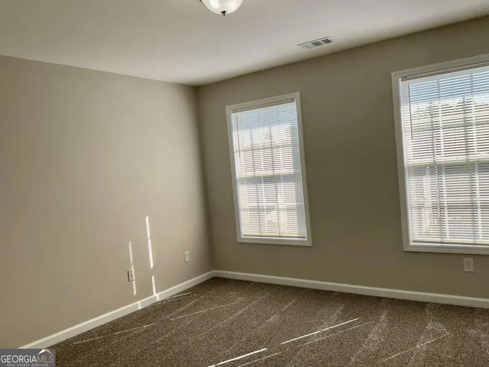 592 Kyles CIR Hiram, GA 30141