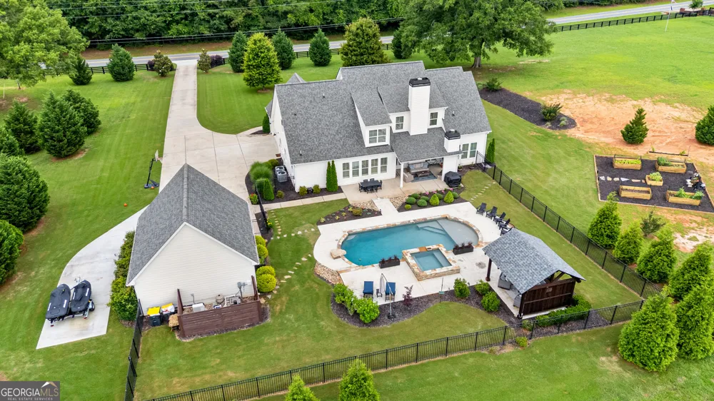 314 Bankstown RD Brooks, GA 30205
