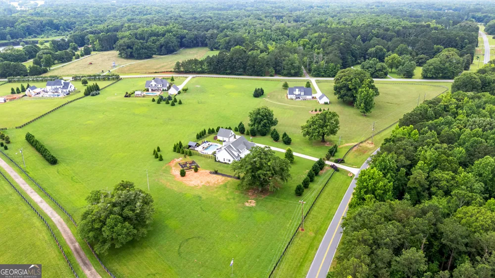 314 Bankstown RD Brooks, GA 30205