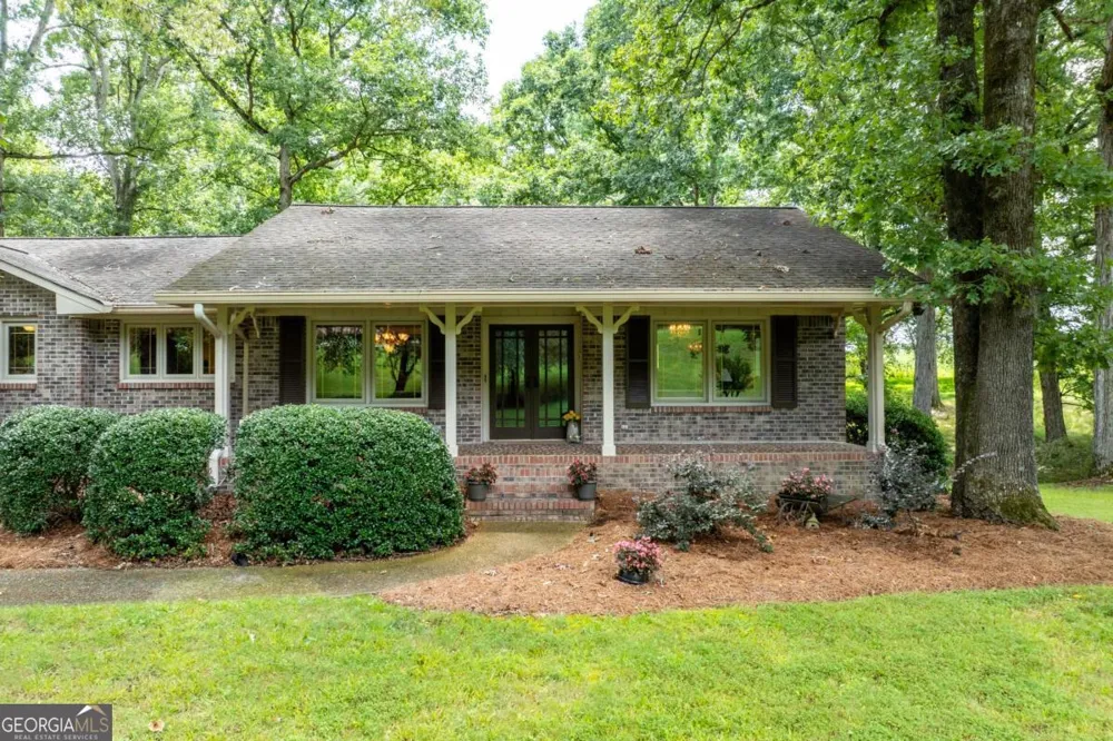 1131 Ednaville RD Braselton, GA 30517