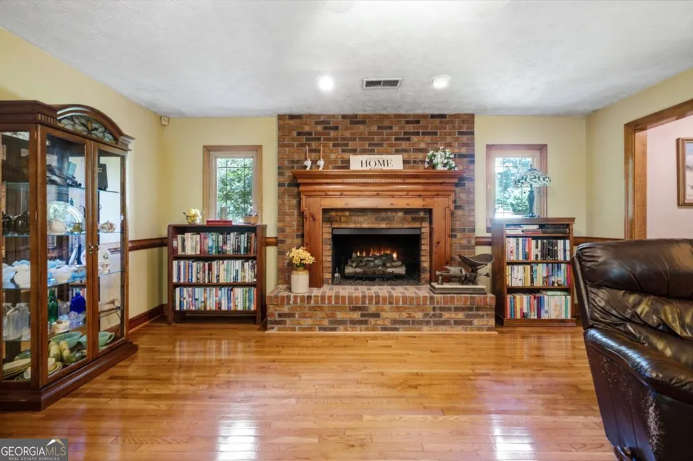 1131 Ednaville RD Braselton, GA 30517