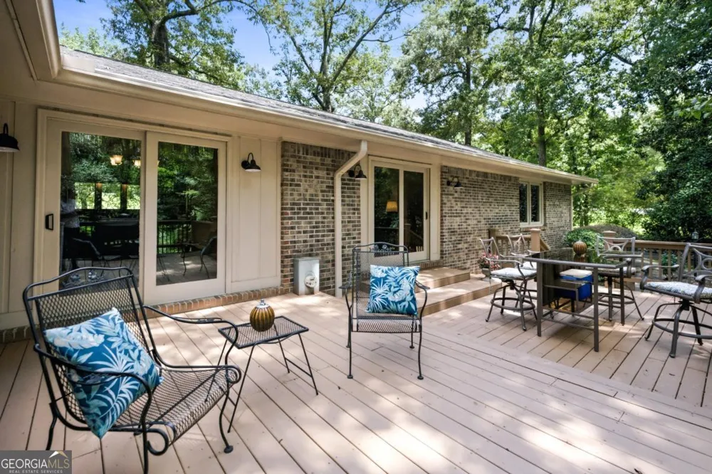 1131 Ednaville RD Braselton, GA 30517