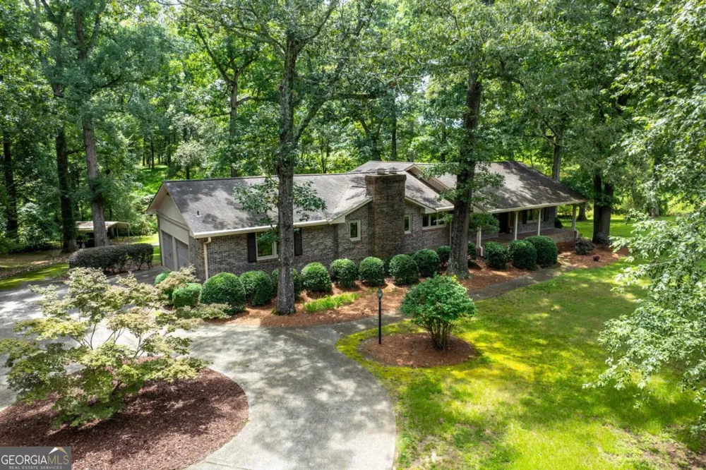 1131 Ednaville RD Braselton, GA 30517