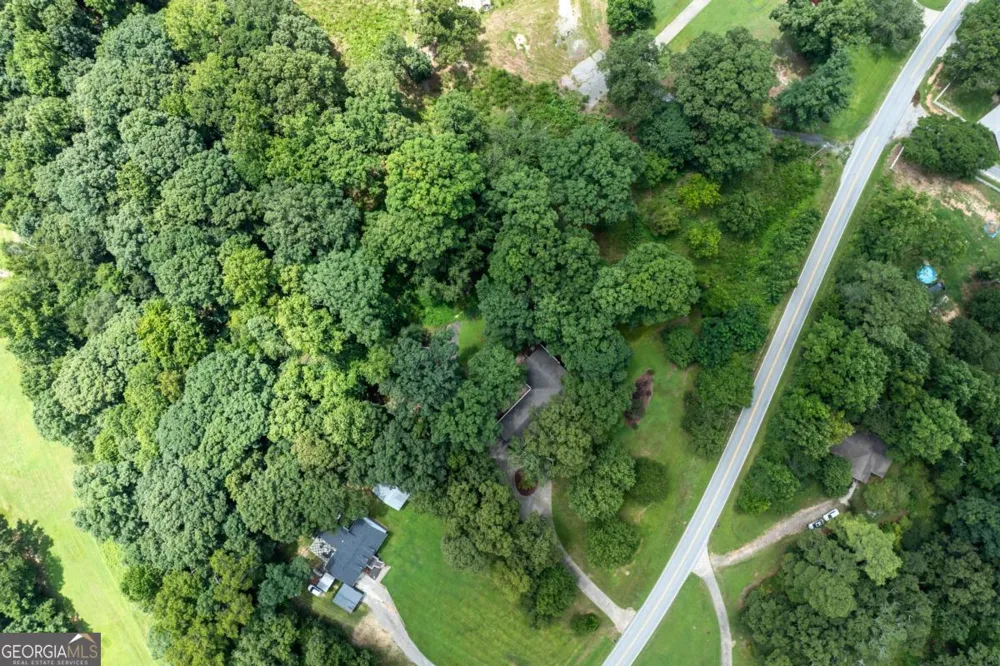 1131 Ednaville RD Braselton, GA 30517