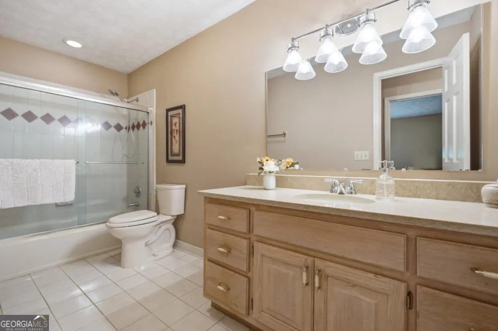 1131 Ednaville RD Braselton, GA 30517