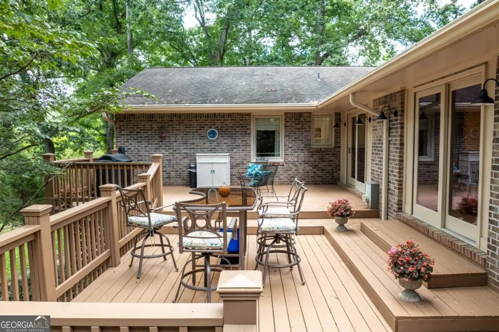 1131 Ednaville RD Braselton, GA 30517