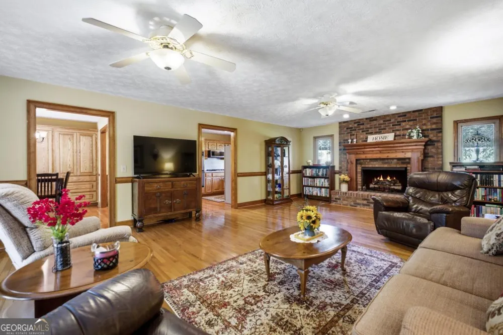 1131 Ednaville RD Braselton, GA 30517