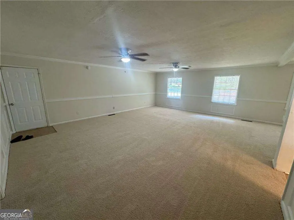 8497 Stonewall Jackson DR Jonesboro, GA 30238