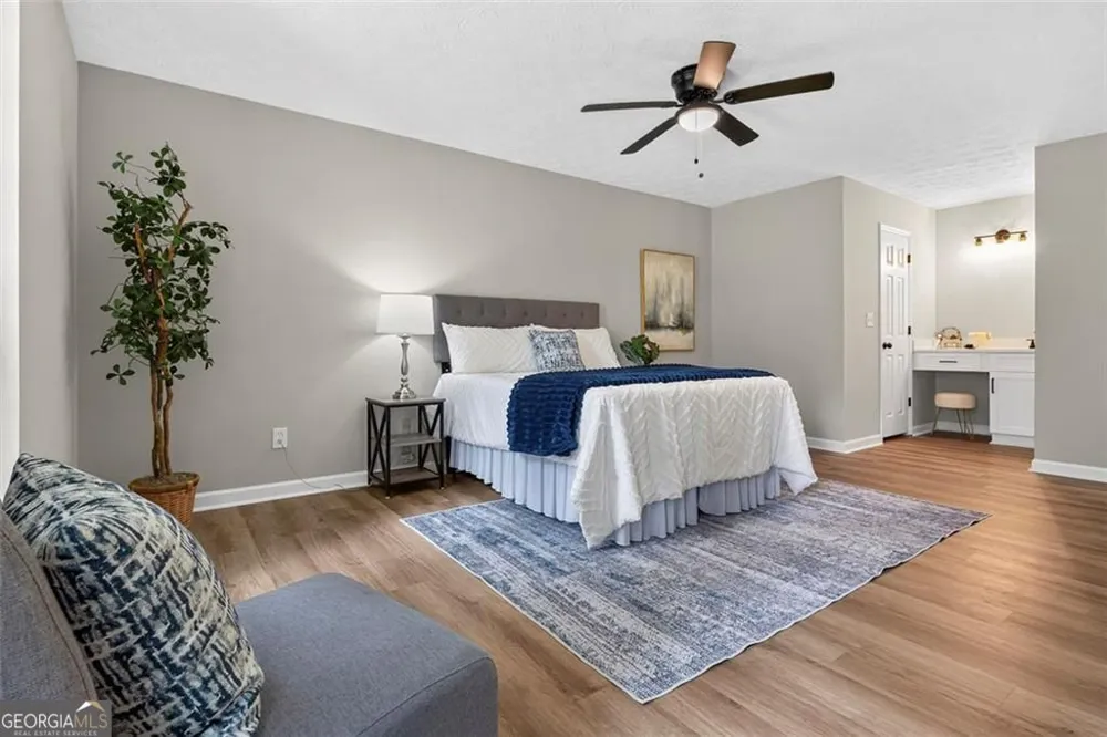 1046 River Bend CT Riverdale, GA 30296