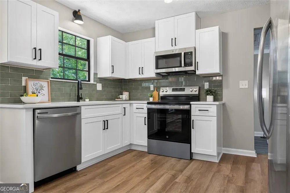 1046 River Bend CT Riverdale, GA 30296