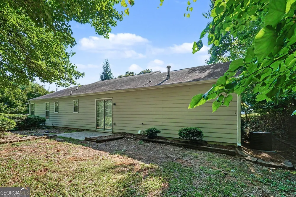 529 Bluff CT Woodstock, GA 30188