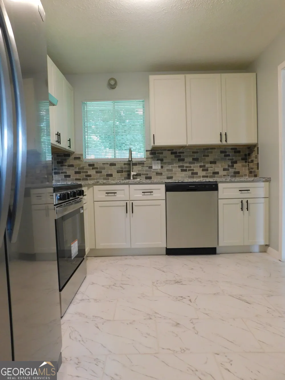 6740 Cambridge DR Rex, GA 30273