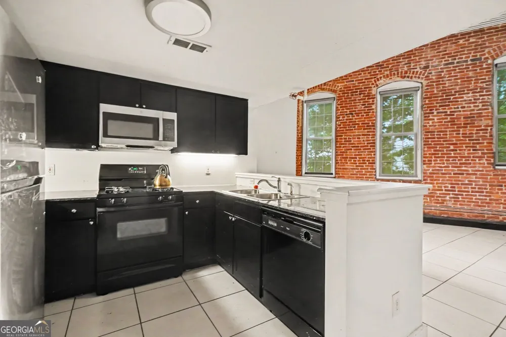 644 Wells ST SW Atlanta, GA 30310