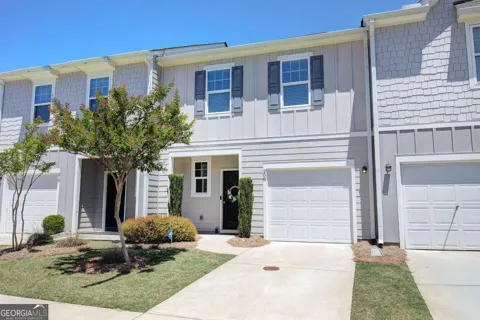 208 Grand Central WAY