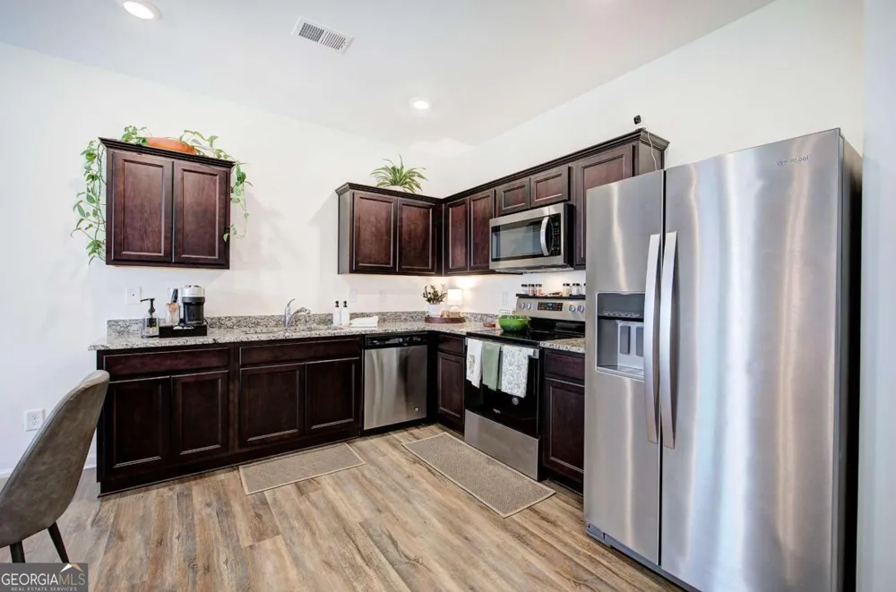 208 Grand Central WAY Cartersville, GA 30120