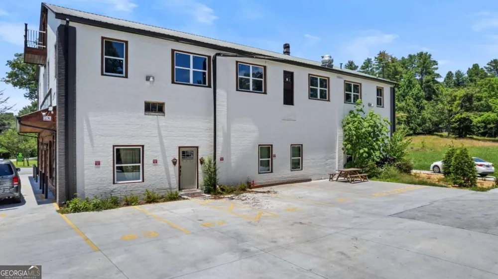 610 Madola RD Epworth, GA 30541