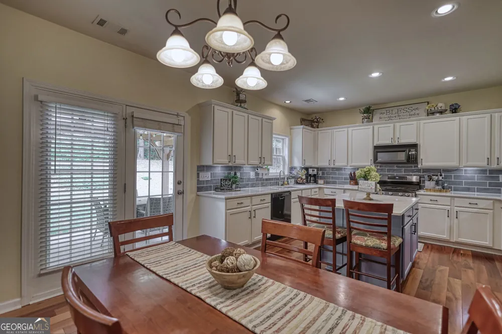 924 Buckhorn BND Locust Grove, GA 30248