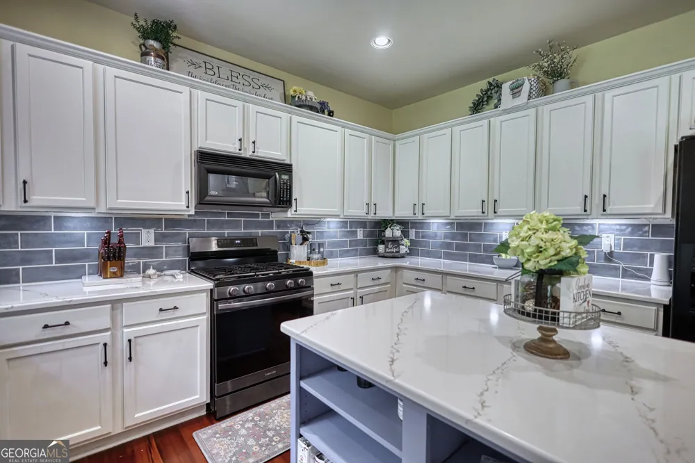 924 Buckhorn BND Locust Grove, GA 30248