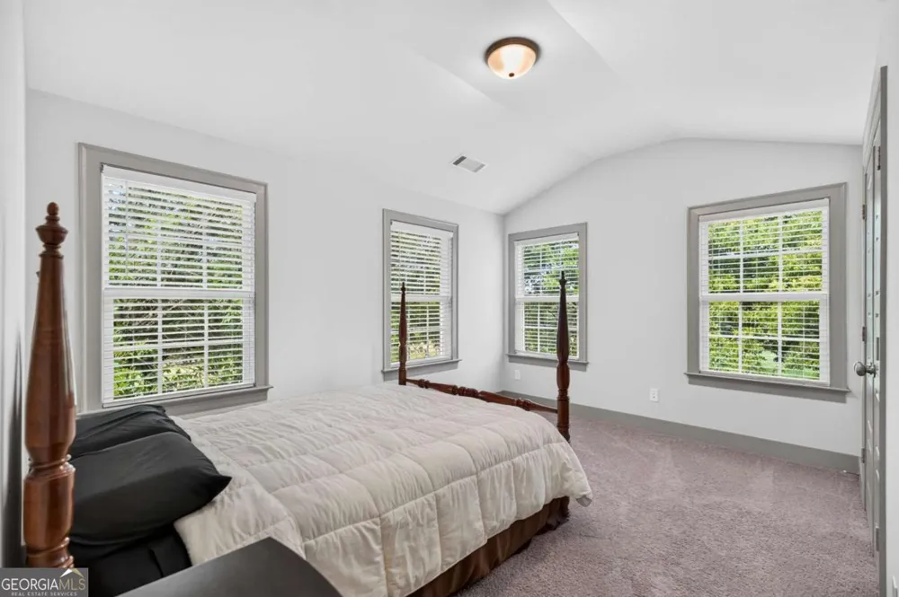 301 Edgewater DR Athens, GA 30605