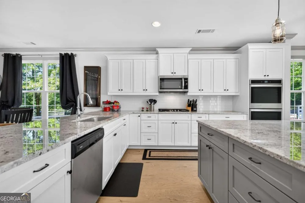 301 Edgewater DR Athens, GA 30605