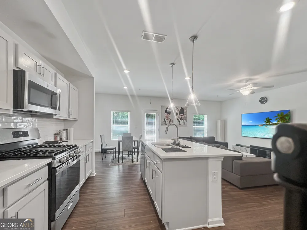6631 Wyndall DR Douglasville, GA 30135
