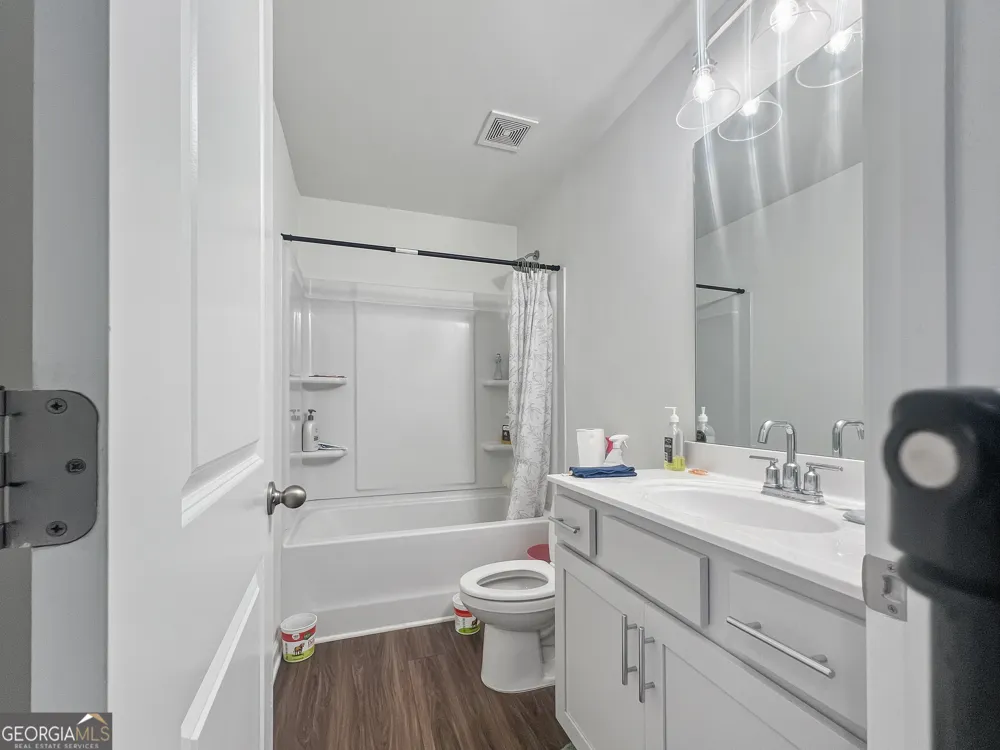 6631 Wyndall DR Douglasville, GA 30135