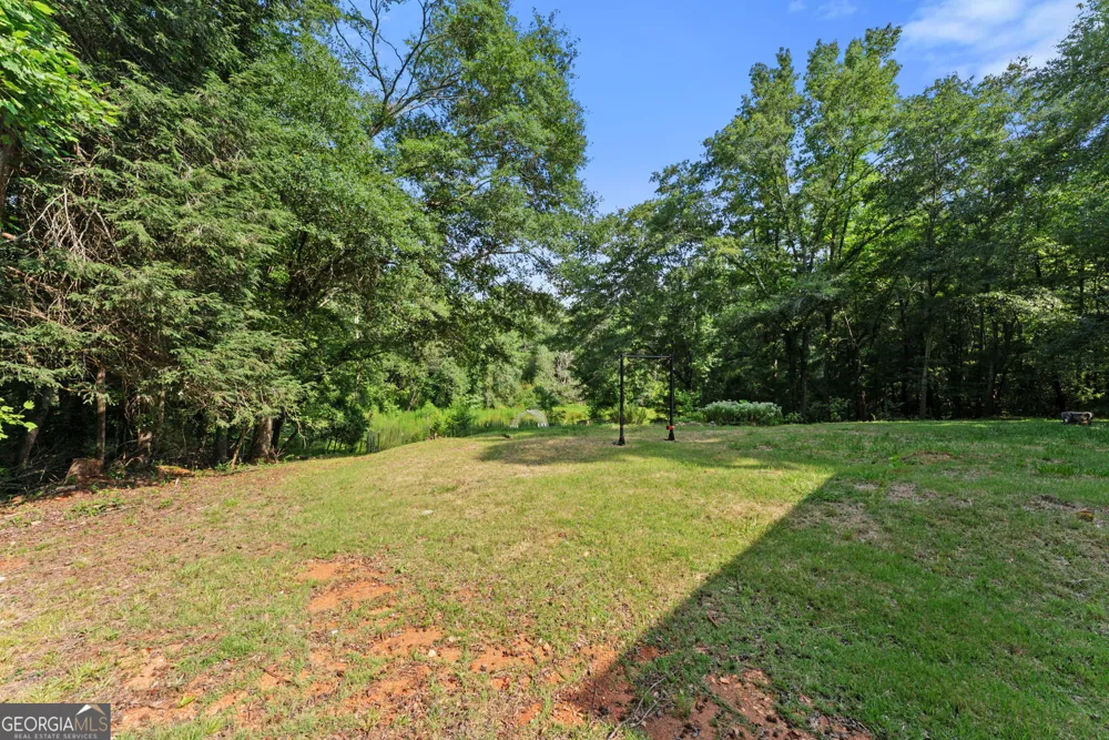 973 Floyd RD Danielsville, GA 30633