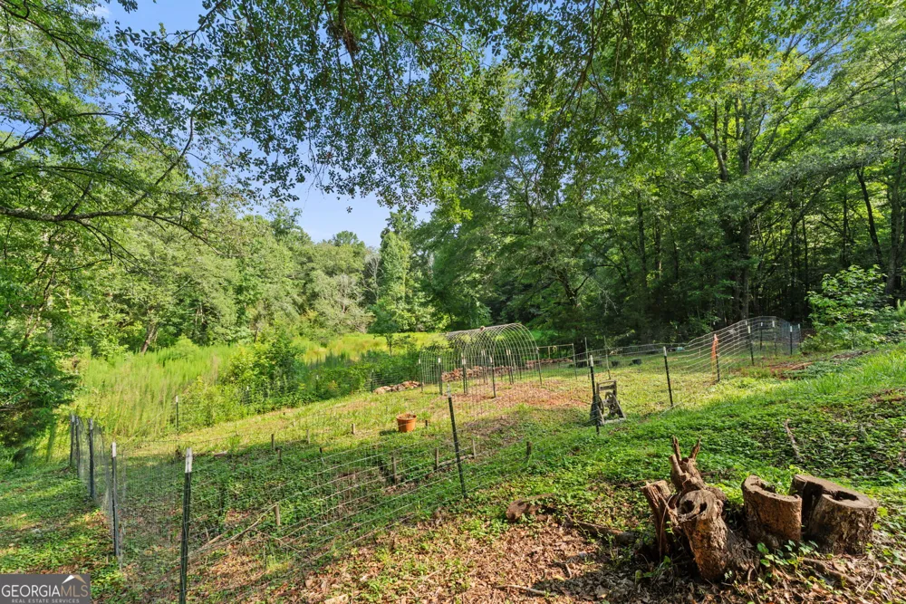 973 Floyd RD Danielsville, GA 30633