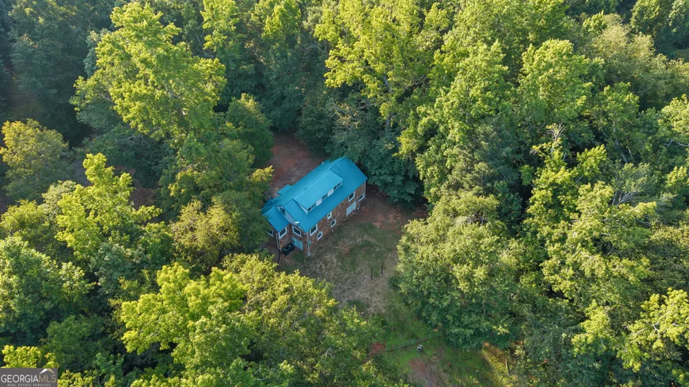 973 Floyd RD Danielsville, GA 30633