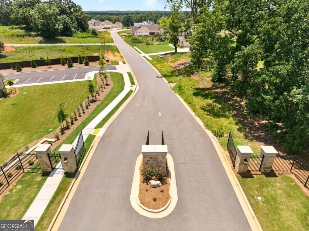 2528 Malcom Estates DR Bogart, GA 30622