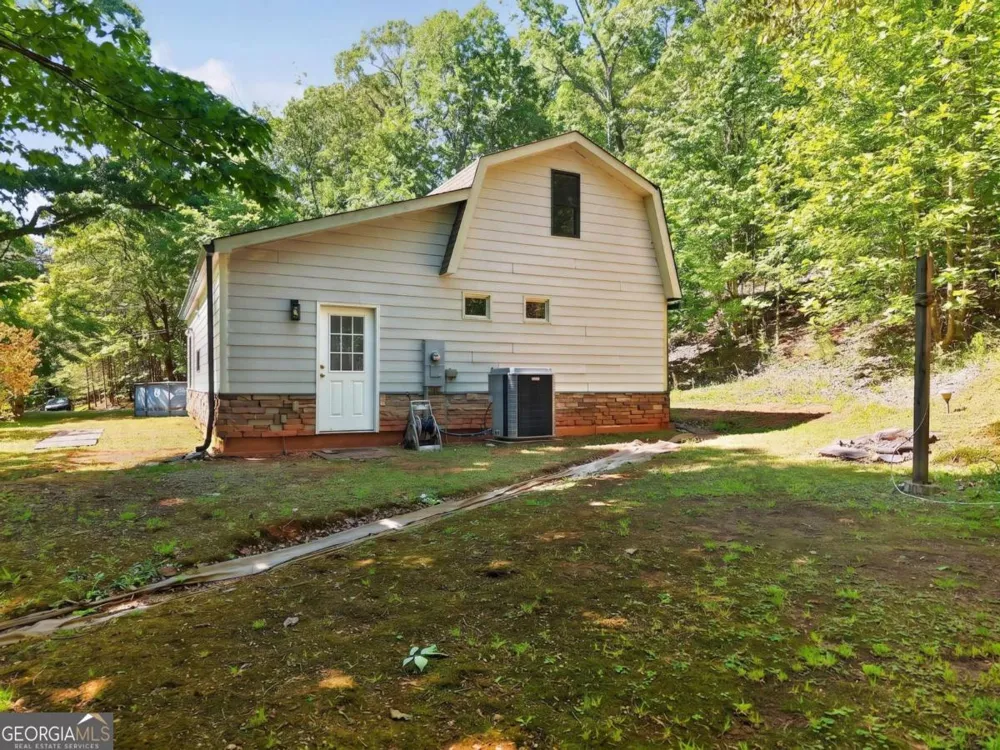924 Fred Ash RD Dahlonega, GA 30533