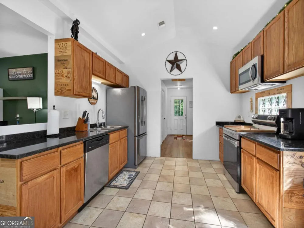 924 Fred Ash RD Dahlonega, GA 30533