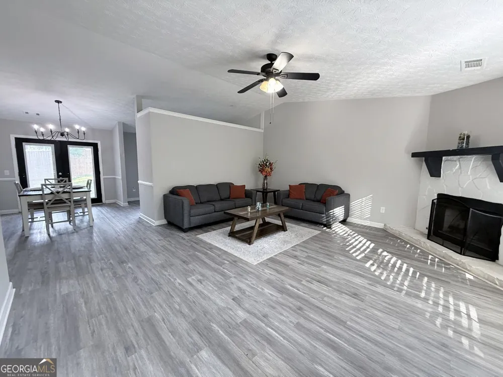 5285 Sugar Crest DR Sugar Hill, GA 30518