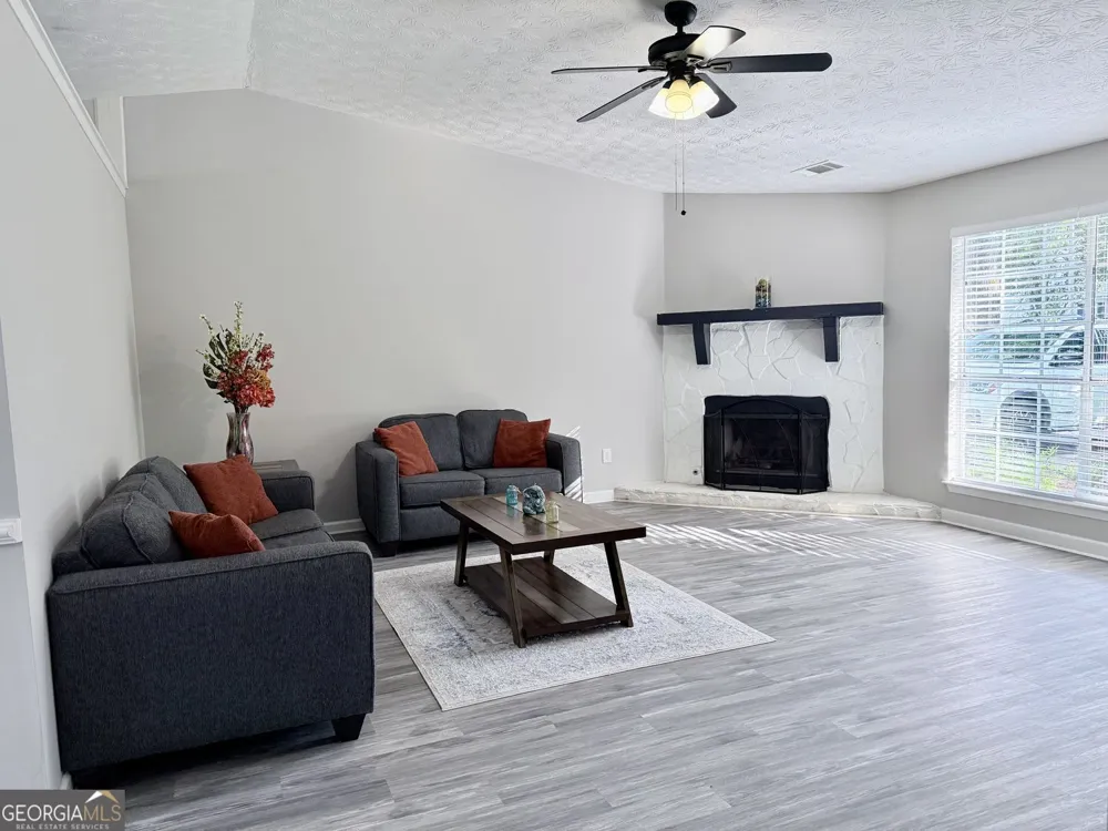 5285 Sugar Crest DR Sugar Hill, GA 30518