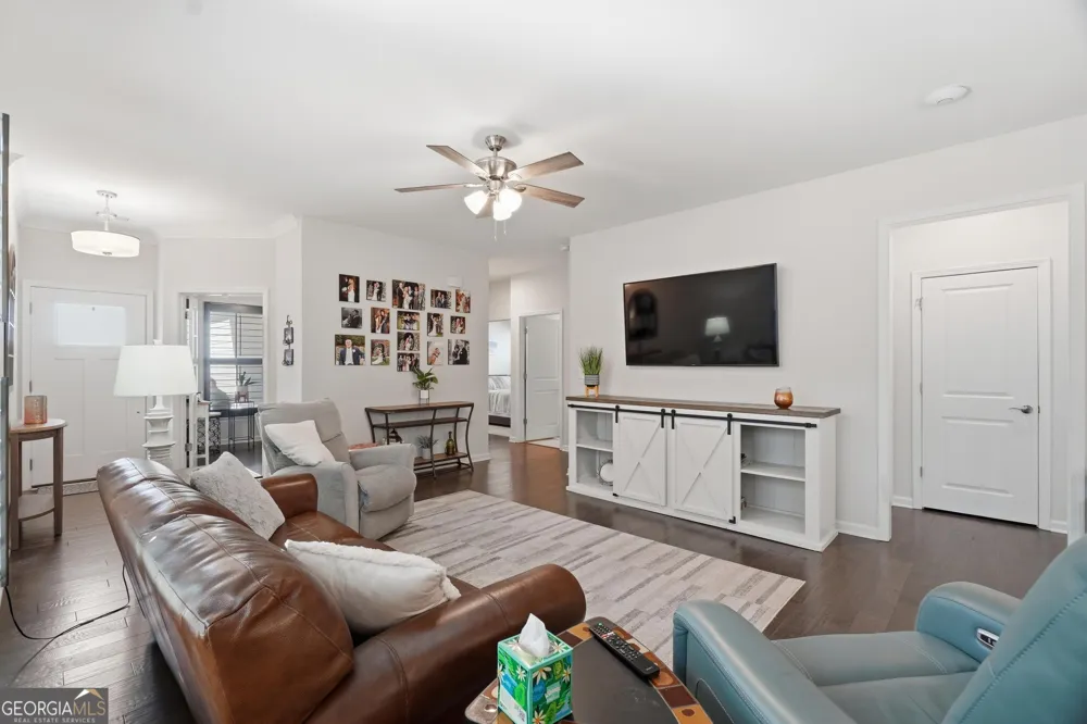 5946 Rollingwood WAY Hoschton, GA 30548