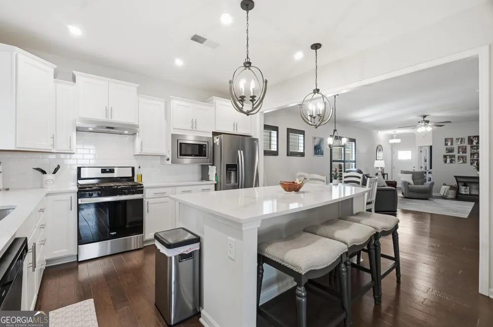 5946 Rollingwood WAY Hoschton, GA 30548
